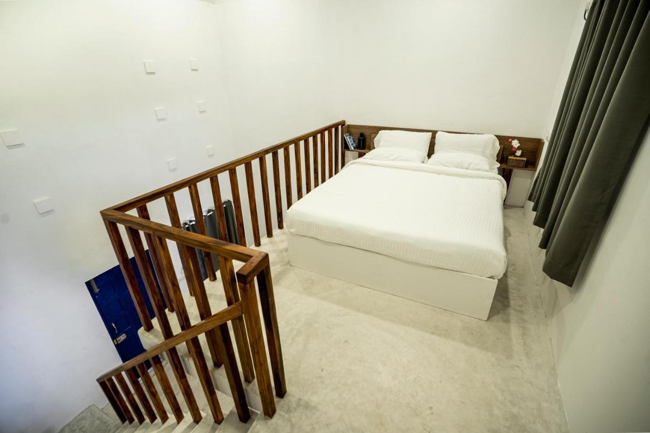 Greek Bay Hotel Ауровил Екстериор снимка